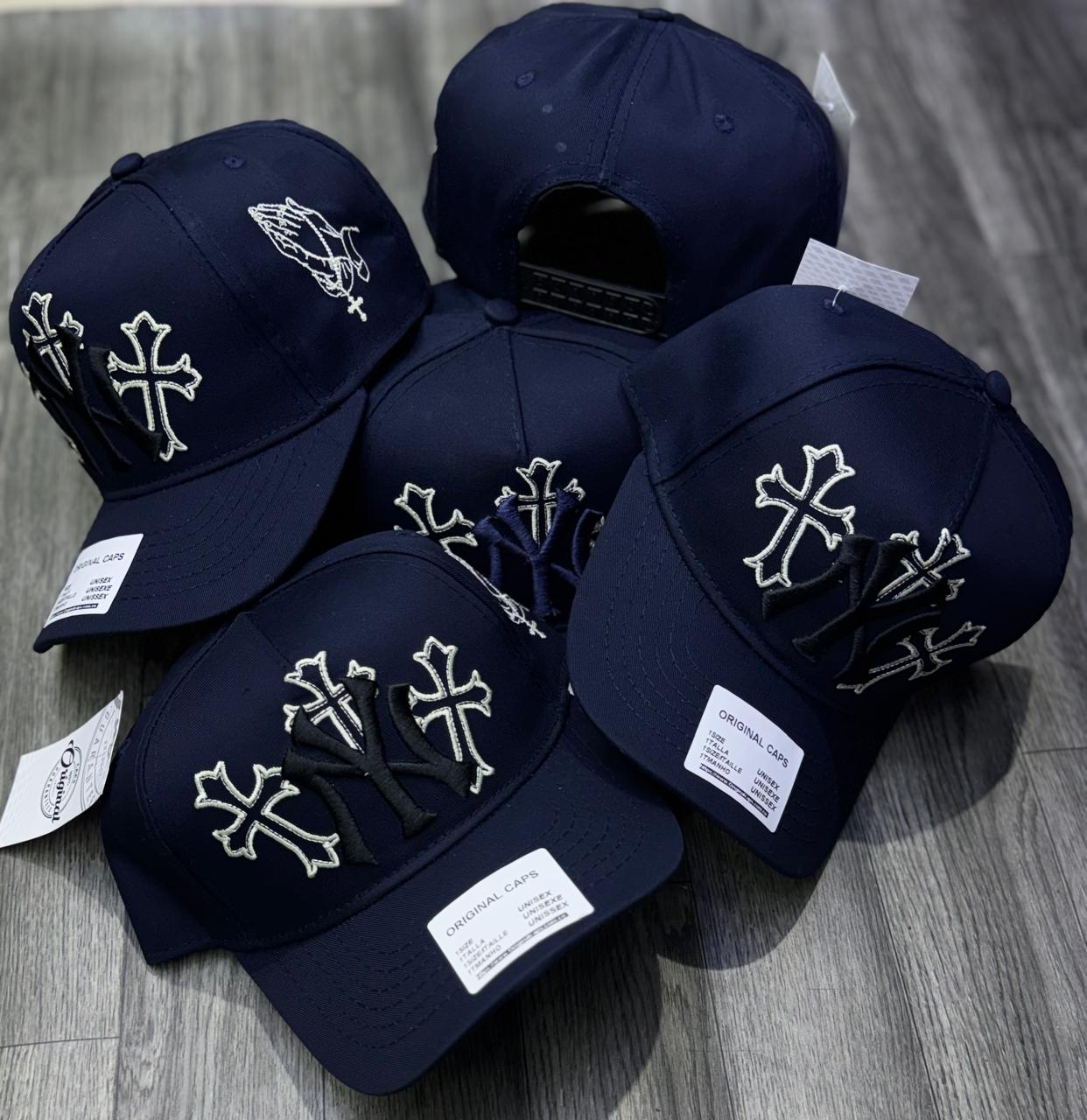GORRA YANKEES BLUE CRUCES