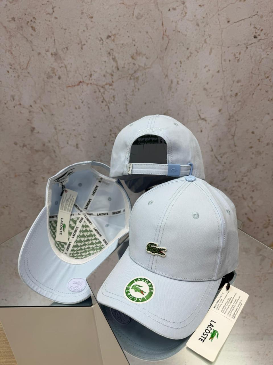 GORRA LACOSTE CELESTE