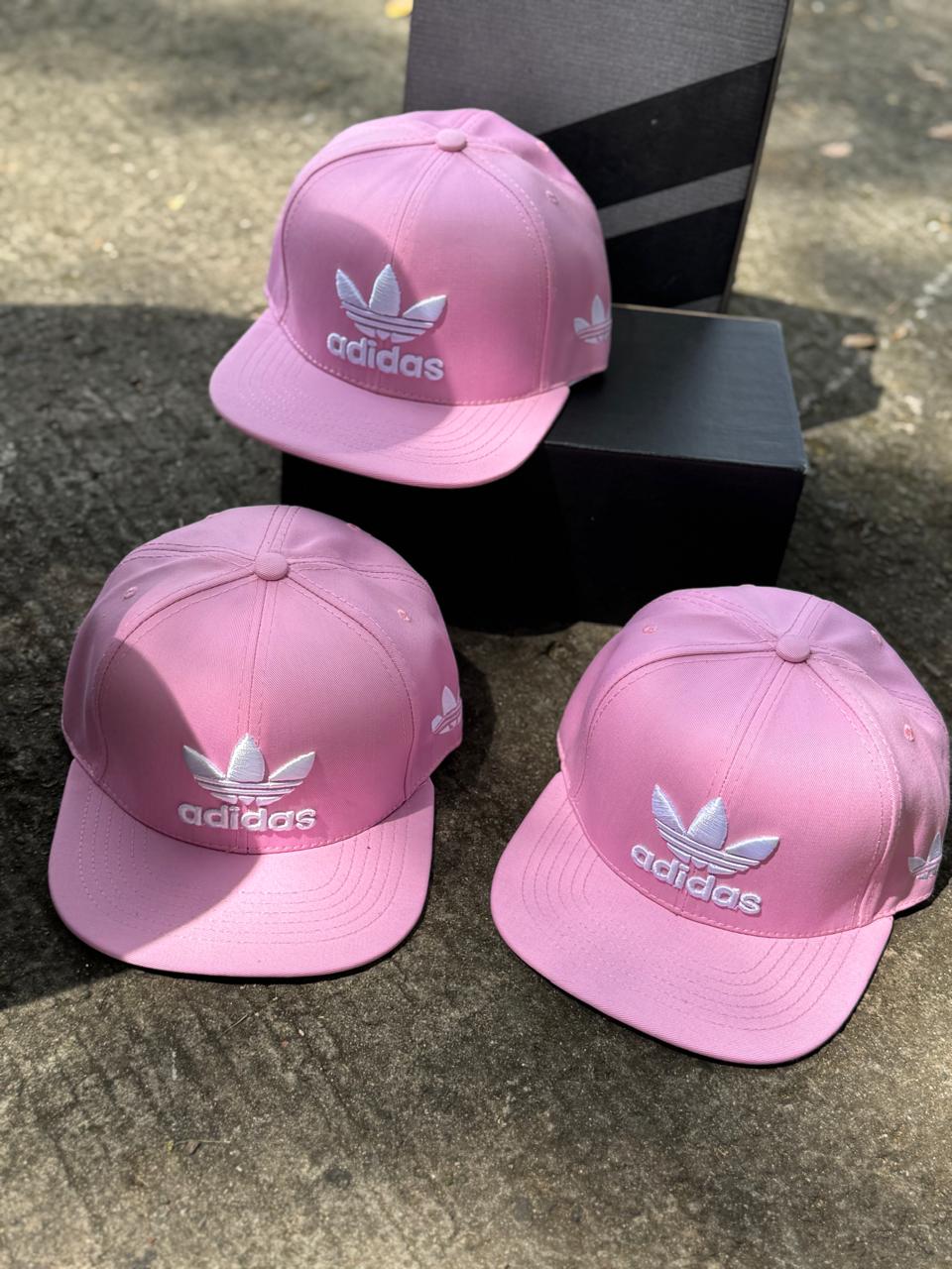 GORRA ADIDAS ROSADA