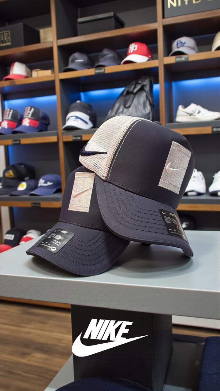 GORRA NIKE DE MALLA BLUE