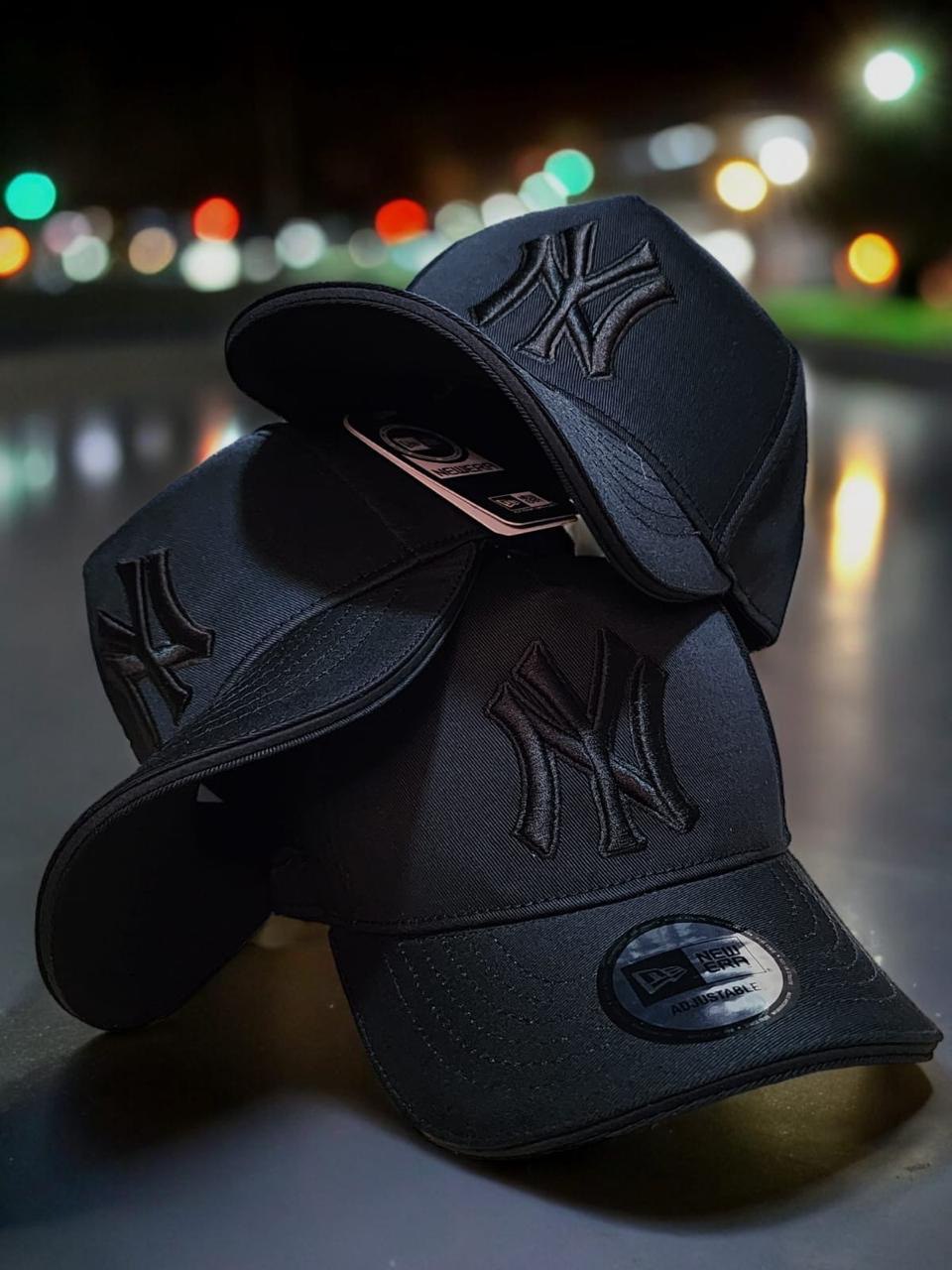 GORRA FULL BLACK