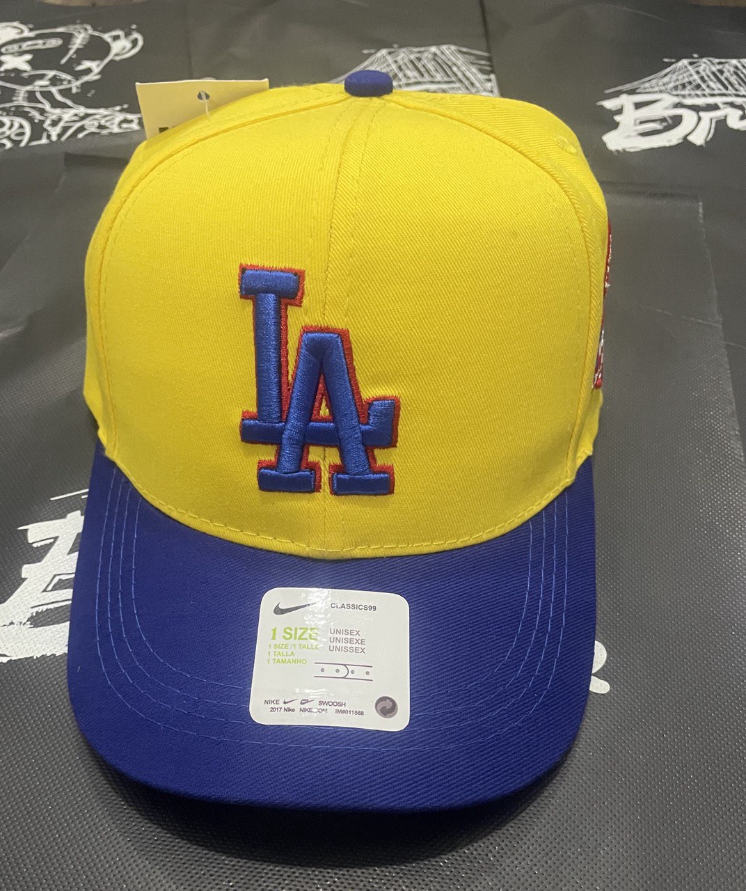 GORRA LA YELLOW AND BLUE