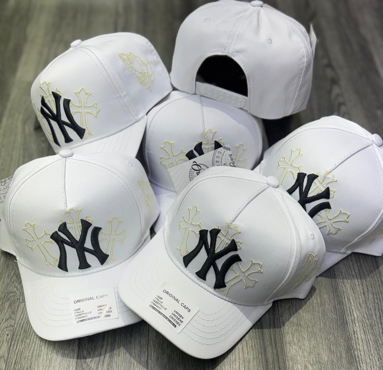 GORRA YANKEES WHITE CRUCES