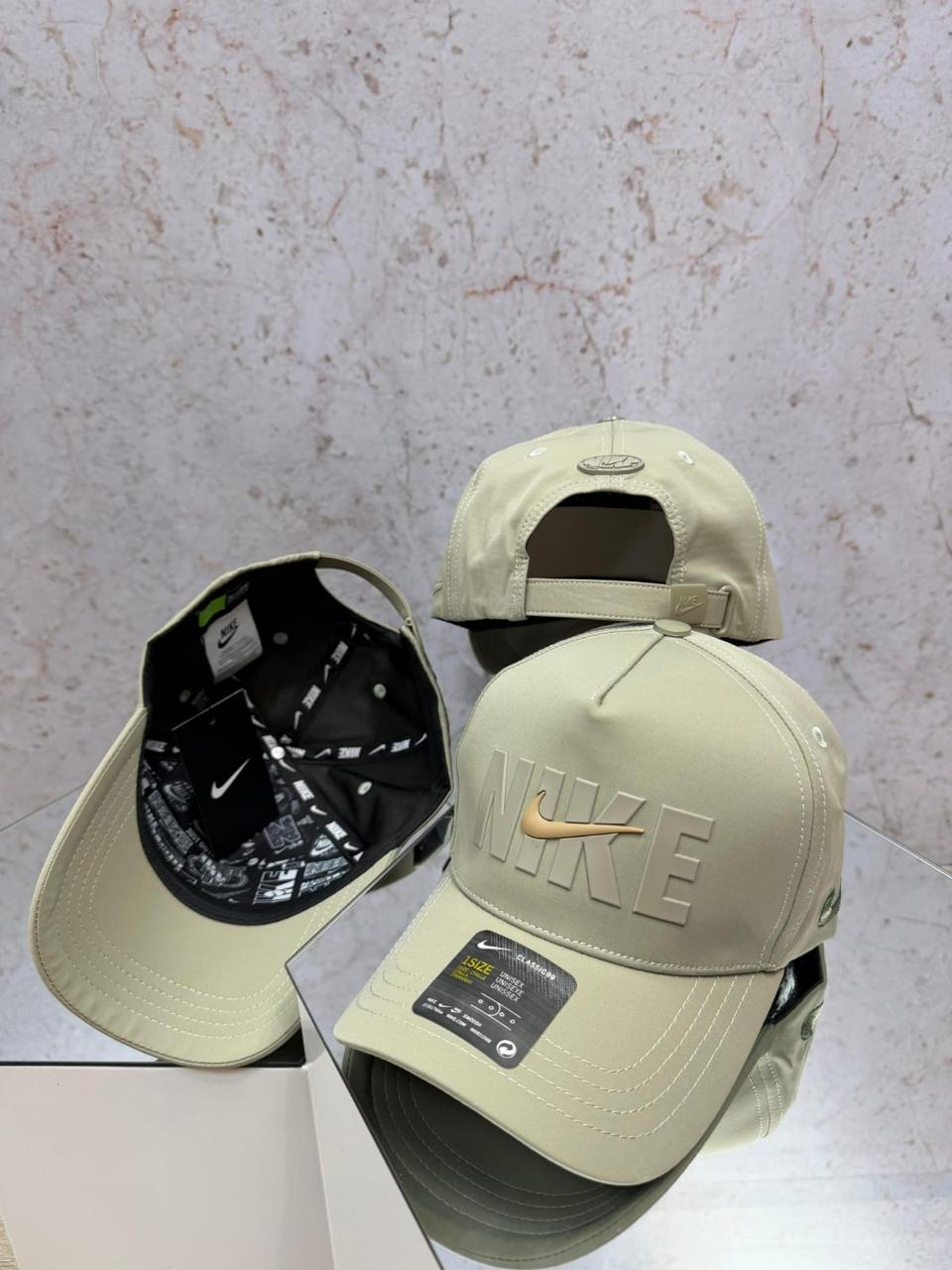 GORRA NIKE BEIGE
