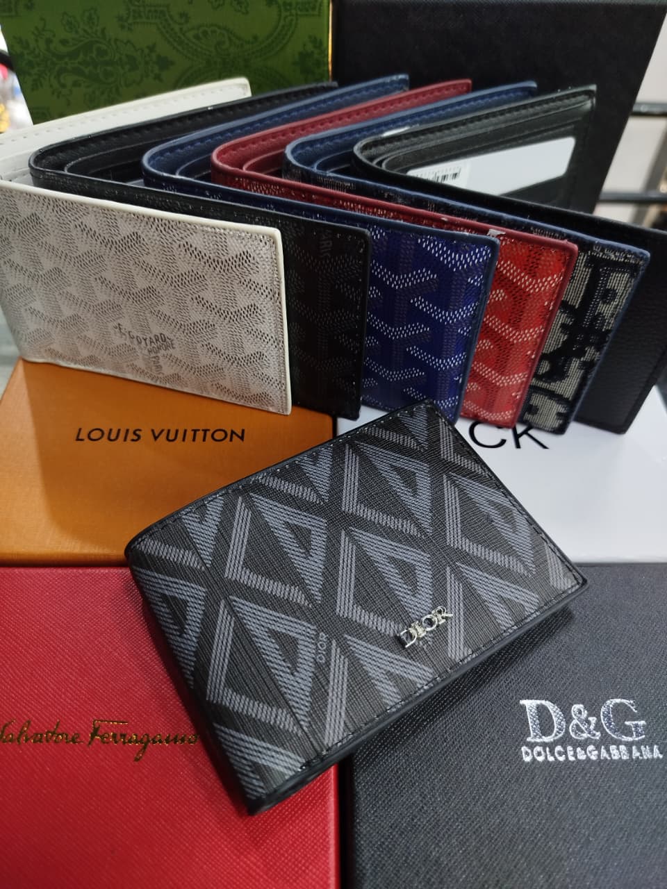 BILLETERA DIOR