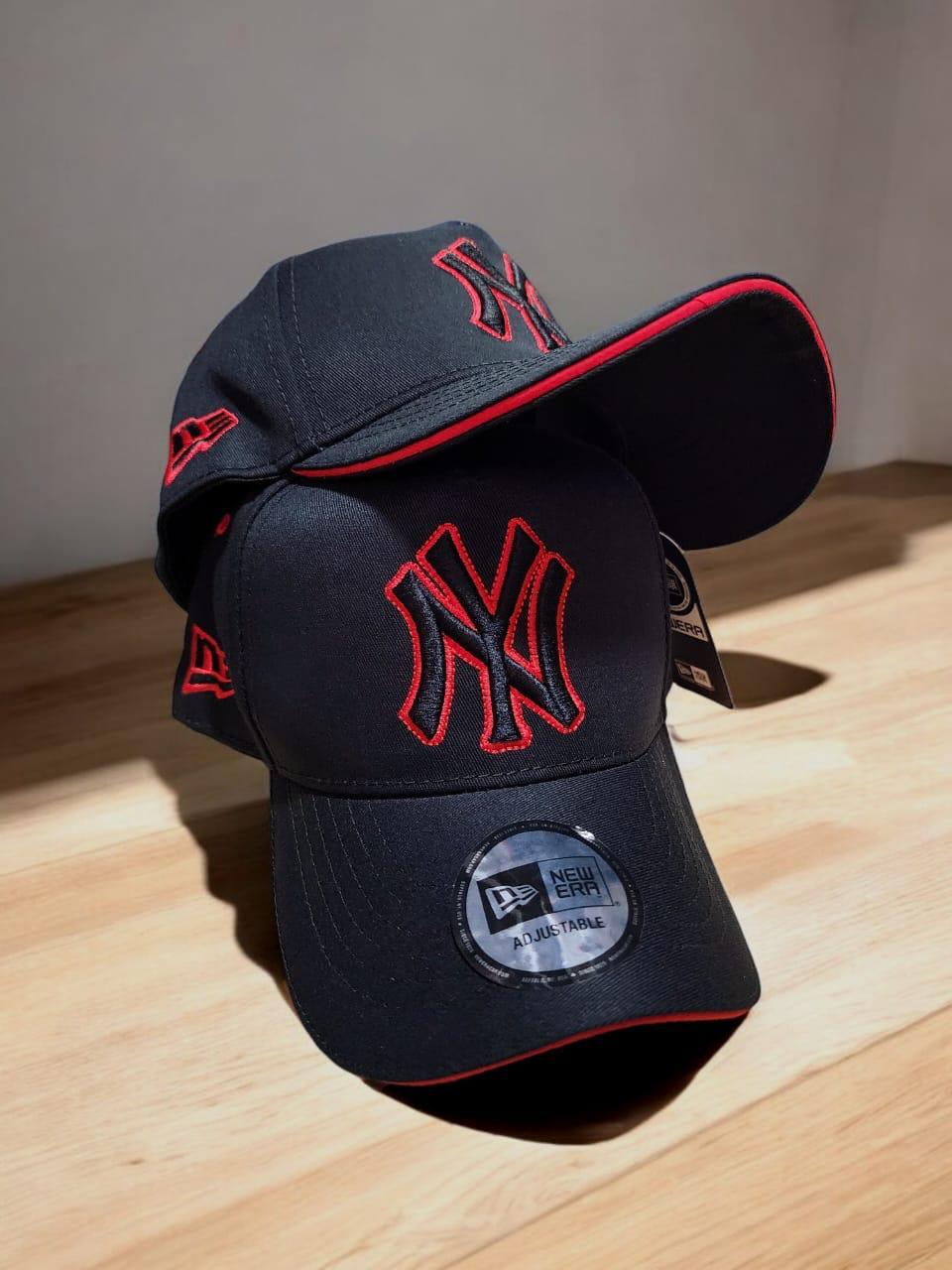 BRKL YANKEES BLACK RED
