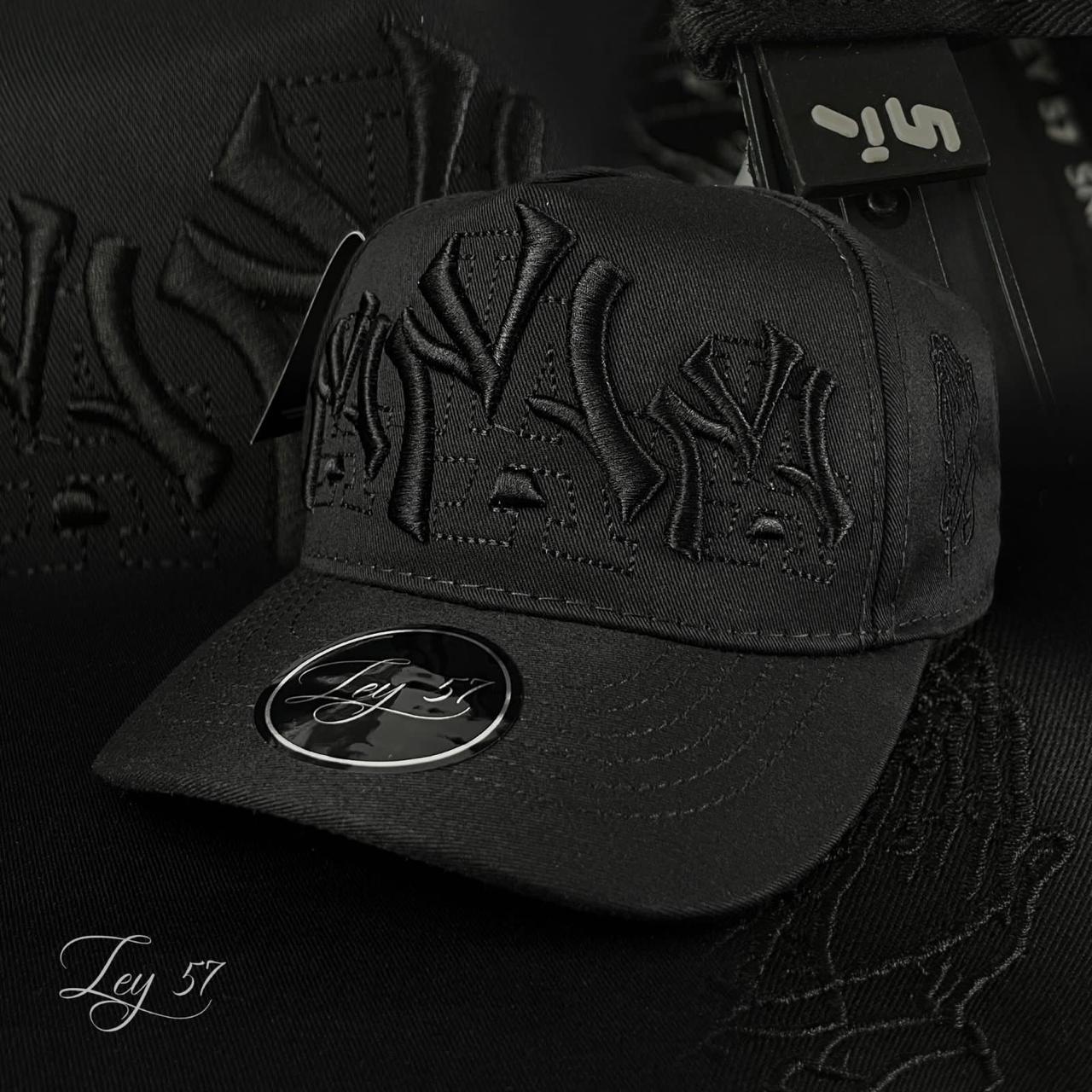 GORRA YANKEES FULL CRUCES