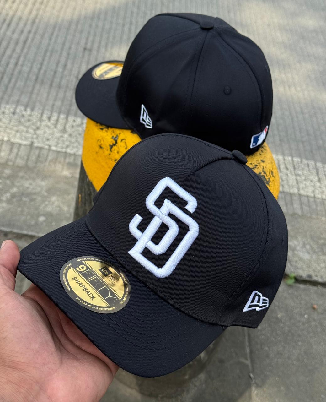 GORRA SAN DIEGO BLACK
