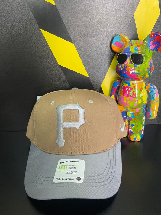 GORRA PIRATAS BEIGE