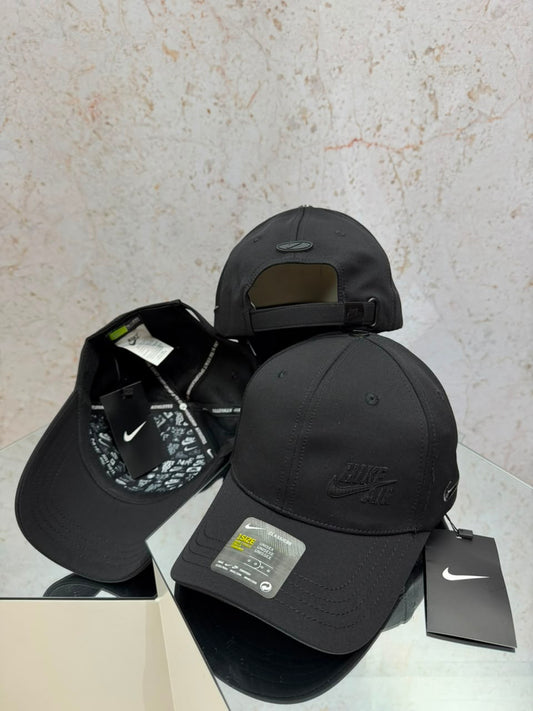 GORRA FULL BLACK NIKE AIR