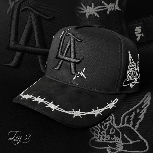 GORRA LA ALAMBRES DE PUAS