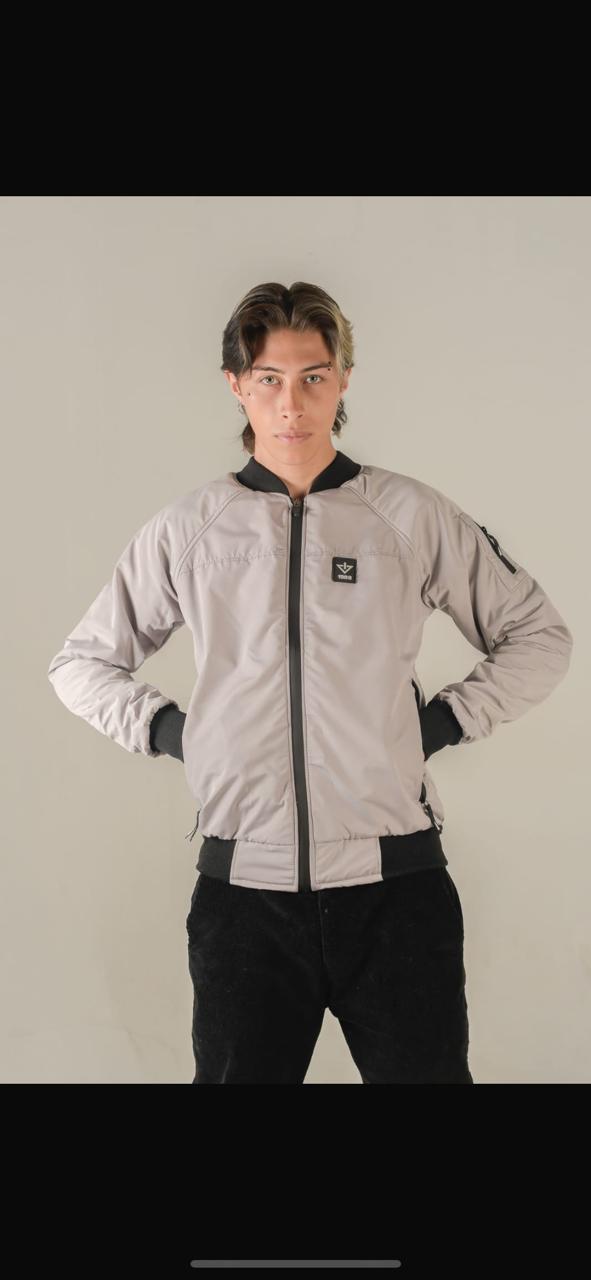 CHAQUETA BEIGE CLARO