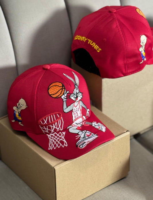 GORRA LONNEY TUNES BUGS BASKET