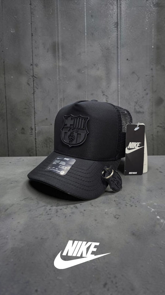 GORRA BARCELONA FULL BLACK