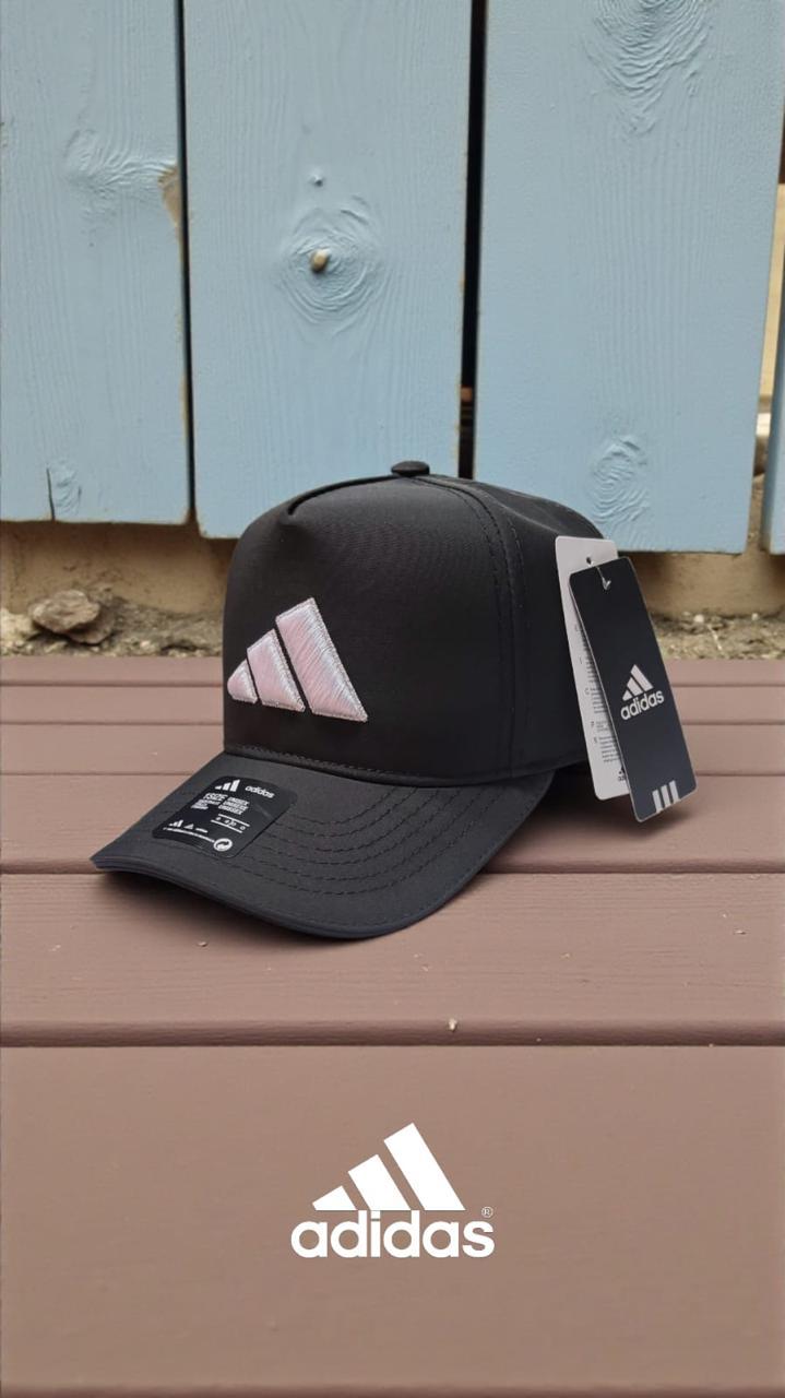 GORRA ADIDAS NEGRA CON BLANCO