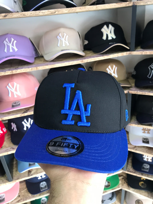 Bk LOS ANGELES NEGRO CON AZUL