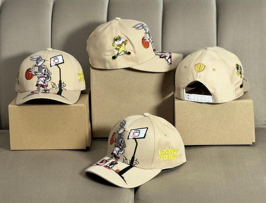 GORRA LOONEY TUNES BUGS BEIGE