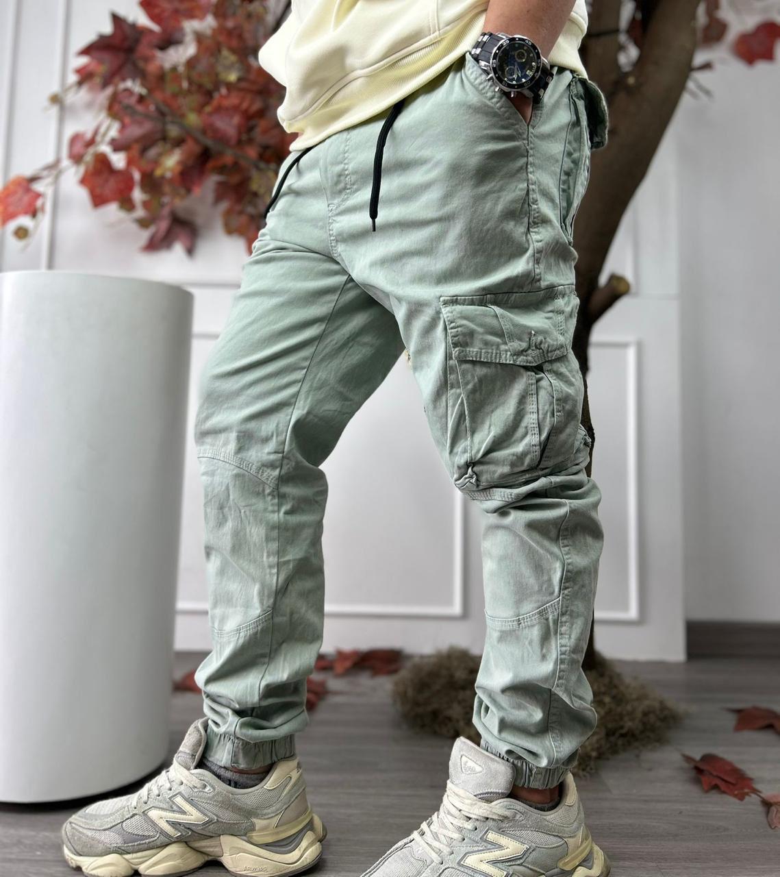 JOGGER GRIS CLARO