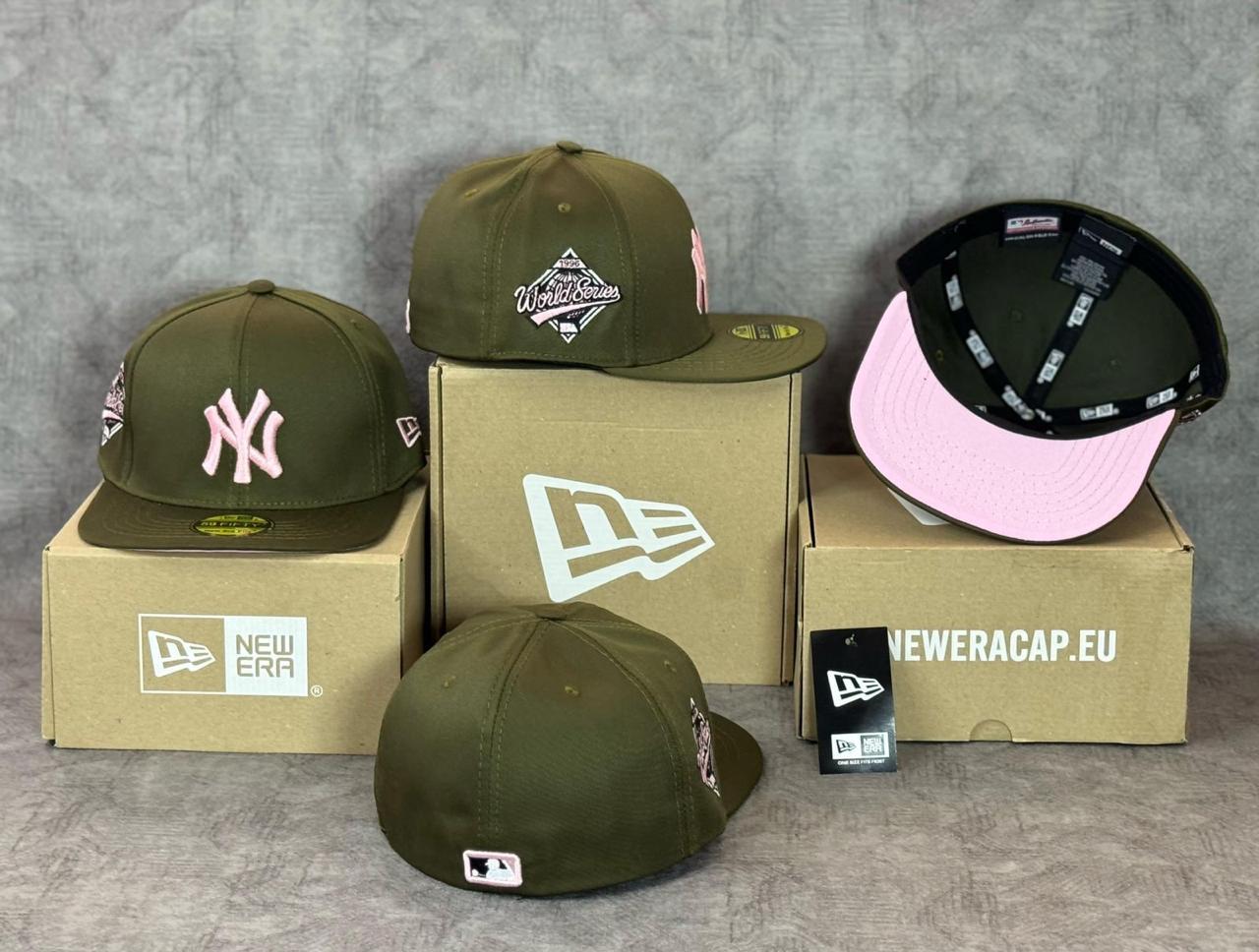 GORRA CERRADA YANKEES MUSGO