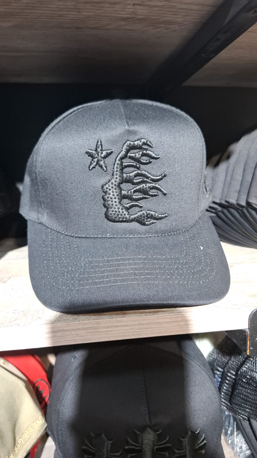 GORRA HELLSTAR FULL BLACK