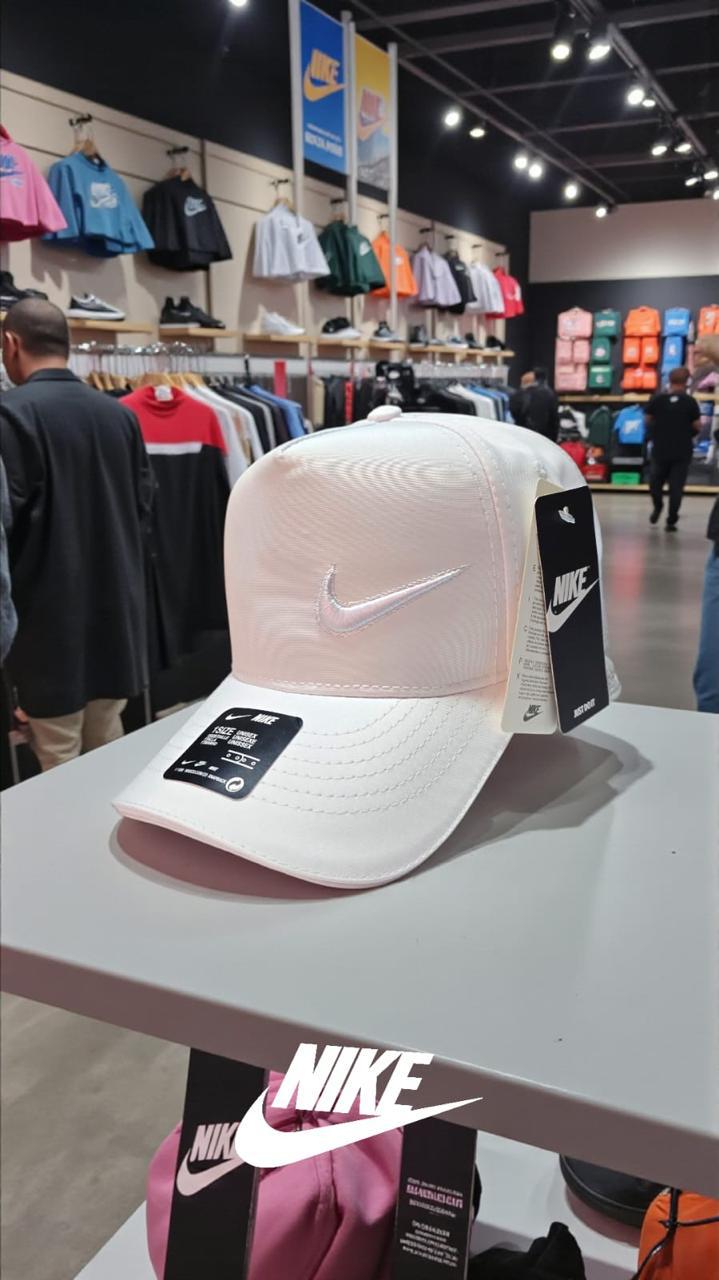 GORRA NIKE WHITE