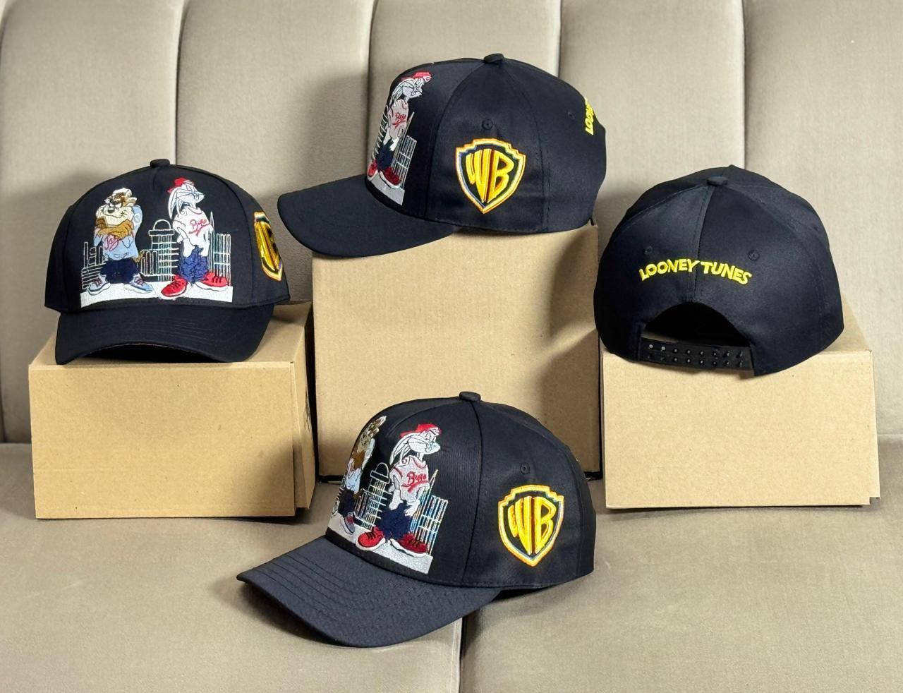 GORRA LONNEY TUNES HIP HOP