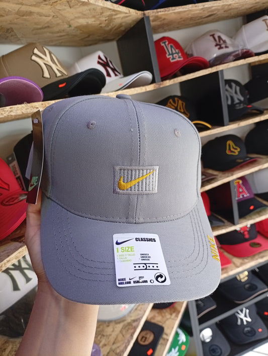 BK NIKE GRIS AMARILLO