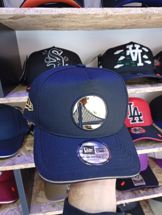 BK GOLDEN WARRIORS NEGRO CON DORADO